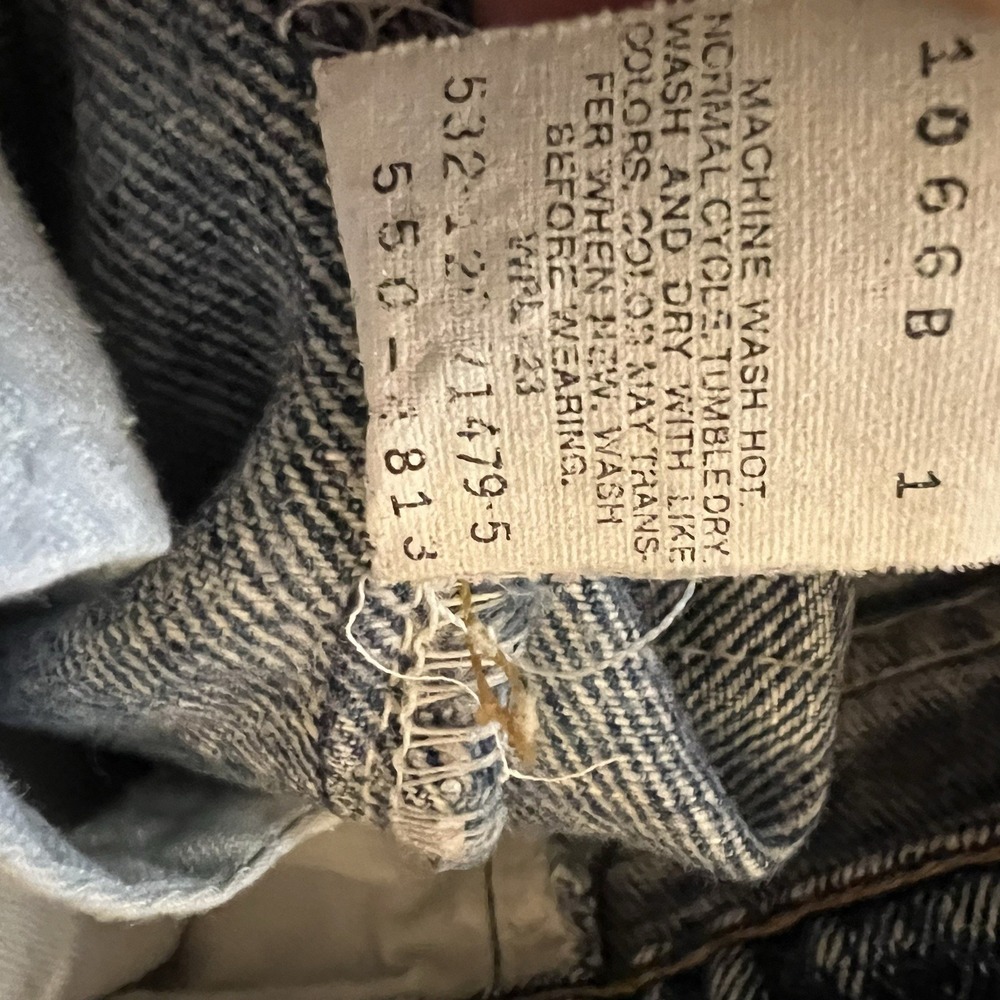 Levi's 550 Men's Jeans Vintage 80s 29x30 Acid Wash Distressed Made in USA - Picture 7 of 8